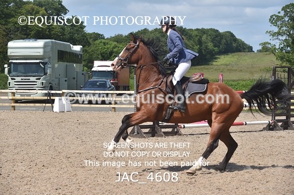 JAC_4608 - CLASS 7 Senior Foxhunter/ 1.20m Open