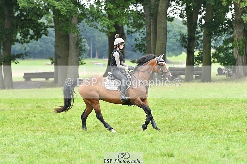 230817-131143-00834 - Theo's 1st Group - XC