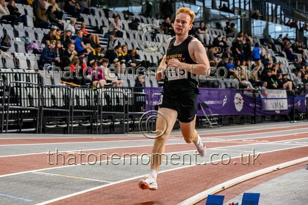 StudInd-914441 - Track Male Set One