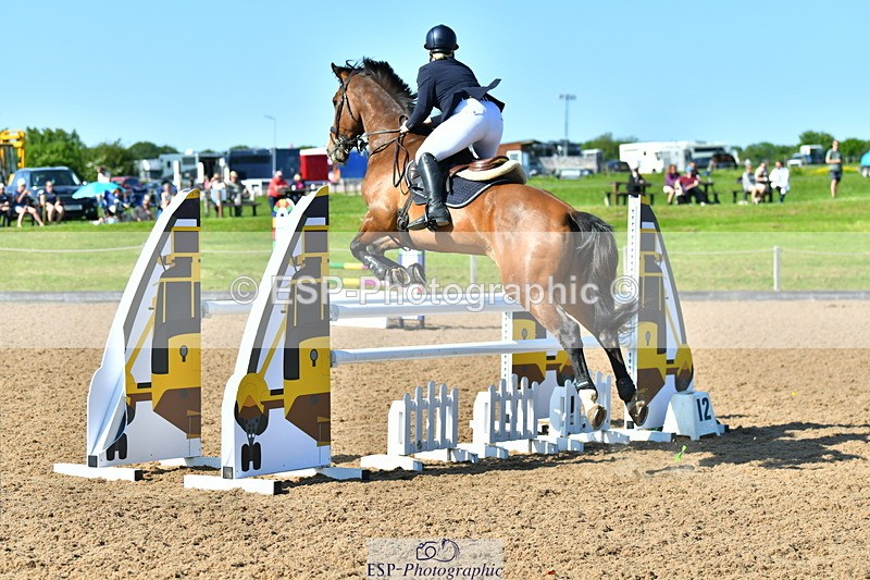 230527A-165914-05443 - Cls 20 Chard 1.10m Speed Derby