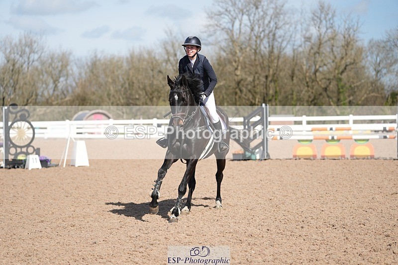 250329-104655-03711 - Cls 20 British Novice and 90cm