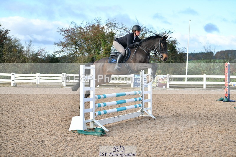 231110A-110250-00189 - Cls 2 British Novice & 90cm Open