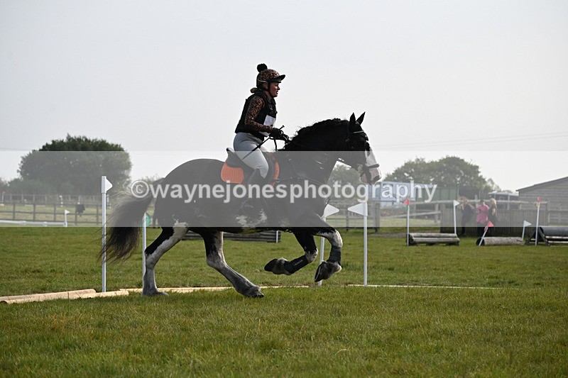 WJ6_9882 - 40cm XC Time 10:05 to 10:36
