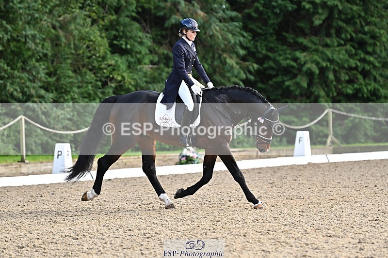 241023-160154-00838 - 012-Mollie.Summerland-SKITTEL.D'EKWI