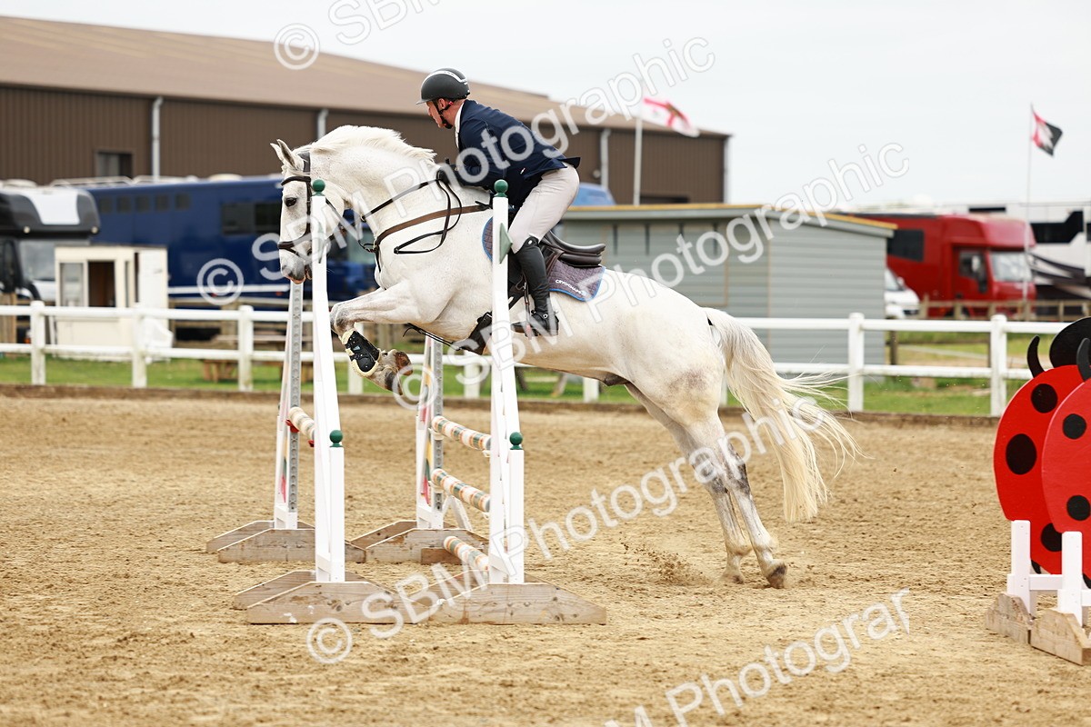 SBM_000360 - Class 2 - Senior British Novice - 90cm
