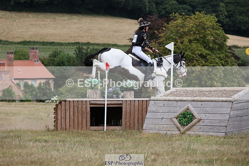 250802A-144127-05087 - F-257-Sophie.Clay-ACE