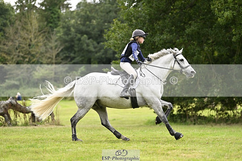 240825X-160639-36182 - 80cm XC 15.30 to 16.30