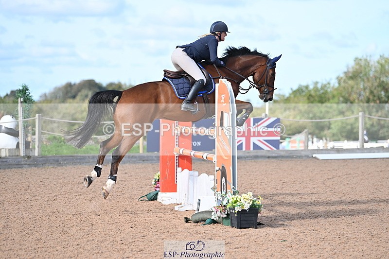 231015A-124740-07998 - Cls 30 Foxhunter & 1.20m Open