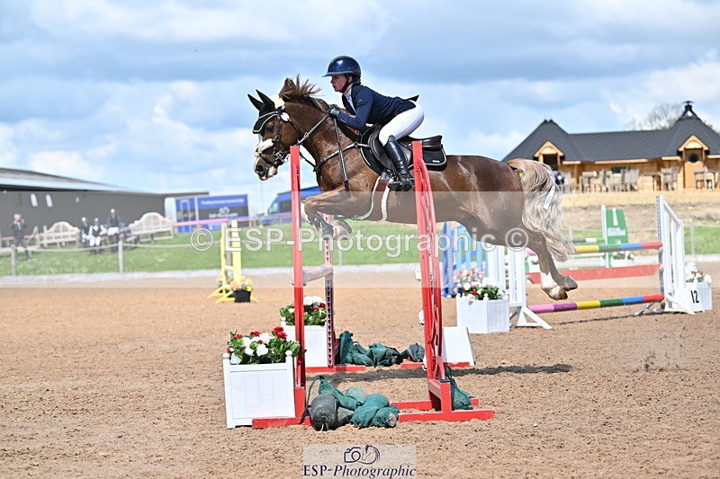 240504A-130948-01708 - Cls 4 Blue Chip Pony Newcomers & 1m Open