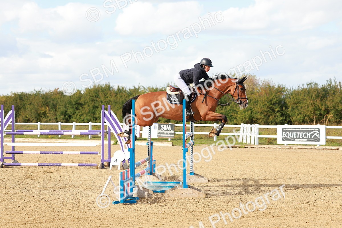 SBM_001913 - Class 5 - Senior Foxhunter - 1.20m