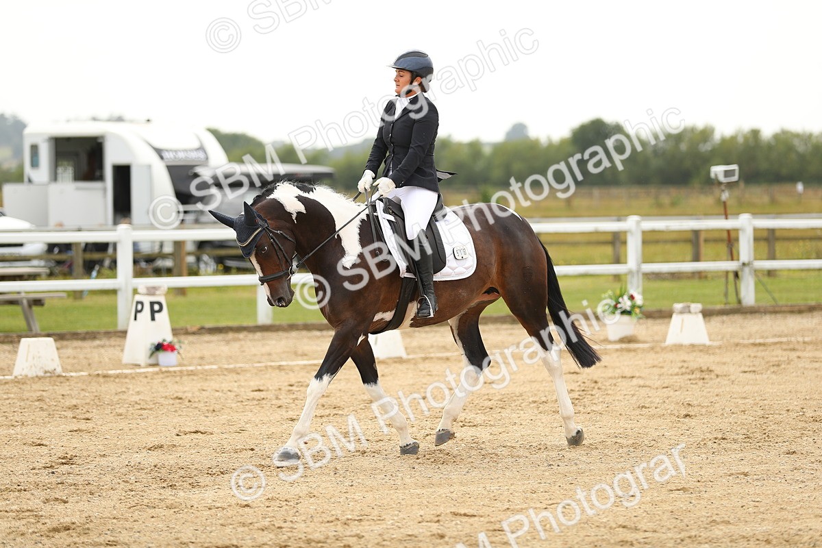 SBM_017694 - Class 13 - Novice 23 - 14.27-15.16