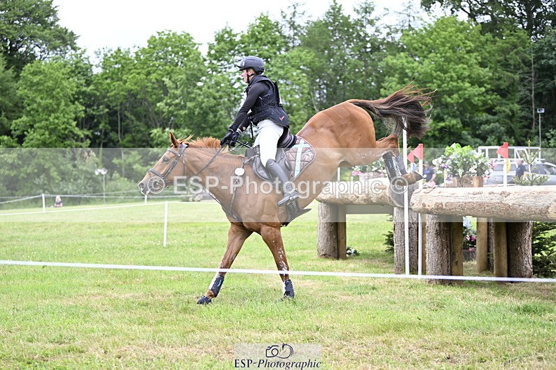 250524A-165551-14636 - C-276-Sammi.Birch-ROSAS.PARTY