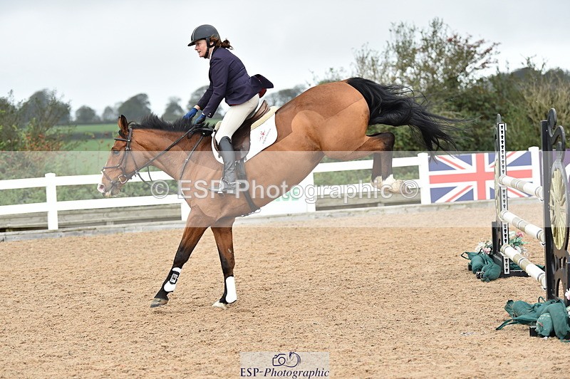 231013A-132138-01784 - Cls 3 1.05m Amateur Quali