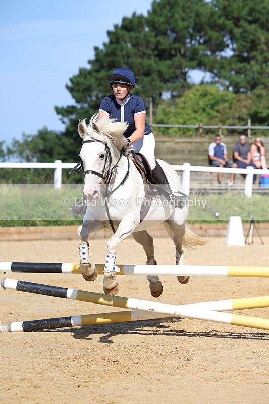 3E7A1135 - Class 7: 70cm Senior