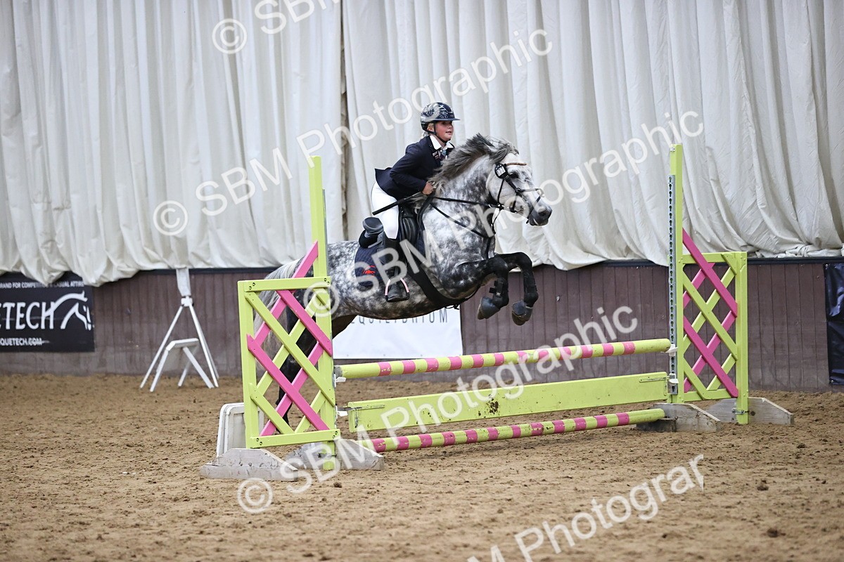 SBM_001494 - Class 5 - Henlow Veterinary Hospital 70cm