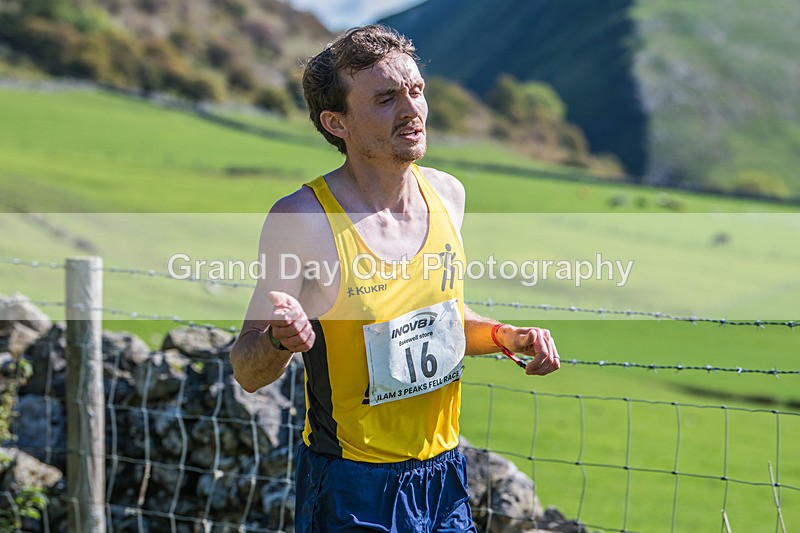 Ilam-577 - Ilam Three Peaks Fell Race (Limestone Series) Sunday 28th September 2025