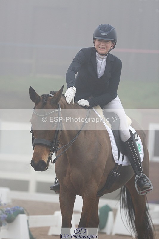 240217A-125419-02984 - 202-hayley.ford-Crimson.gold