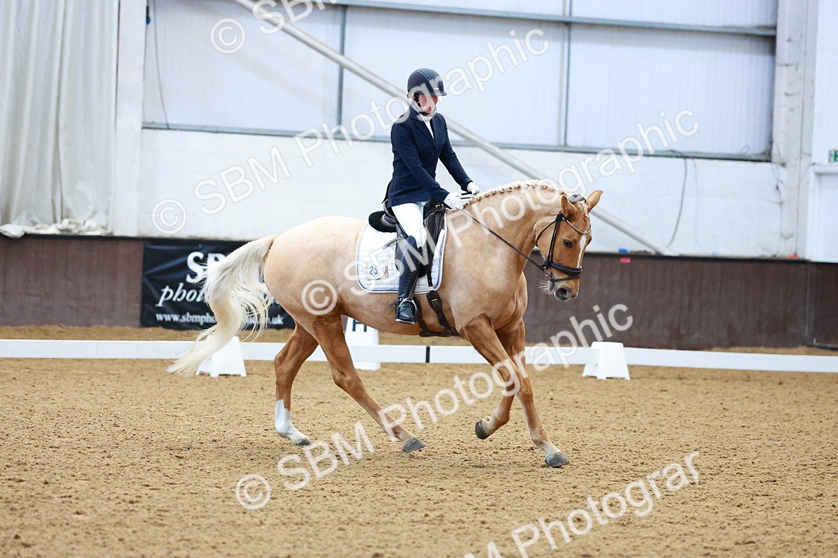 SBM_001232 - Class 18-15-16-22 - Elementary 5 Novice 5-Novice 6