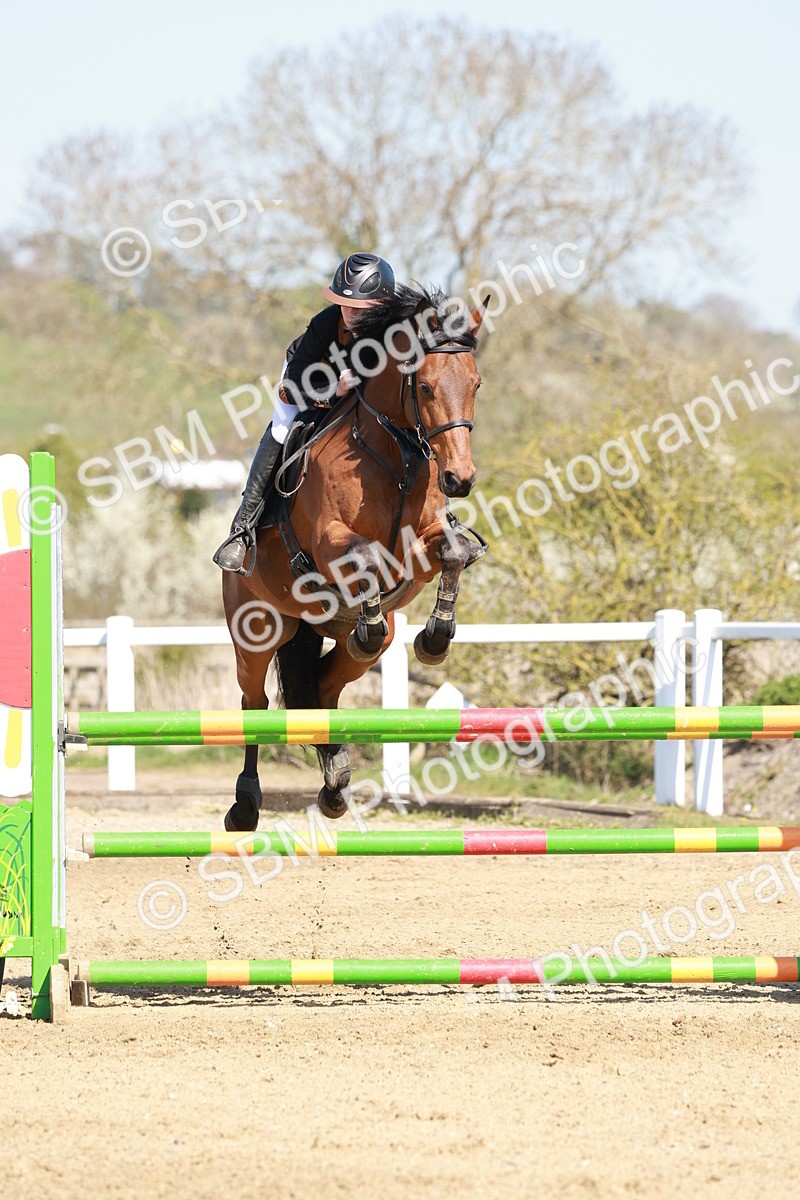 SBM_004295 - Class 17 - Senior Newcomers - 1.10m