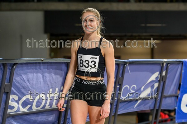 CEInv26-913782 - Track Female