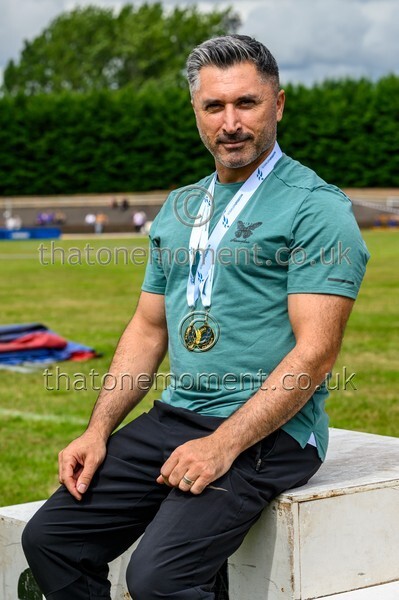 CEM26-913419 - Track Male Set Two