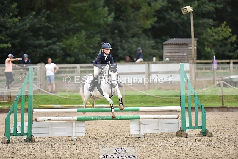 240802-110544-02598 - 80cm Round 1