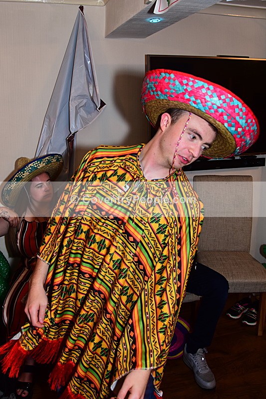 LEE-295 - Lee's 30th