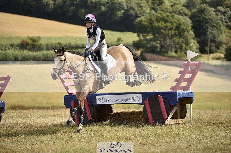 250802A-103812-01157 - A-008-Sophia.Vestey-BURDAL.DUKE