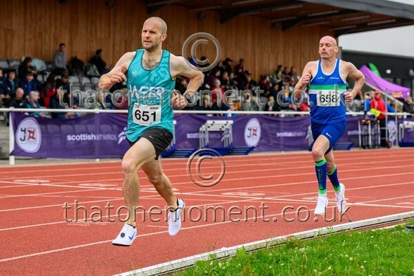 ComMast25-919959 - Track Male Set One