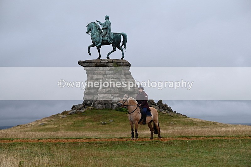 DSC_2435 - Time at Statue 12:34 to 12:56
