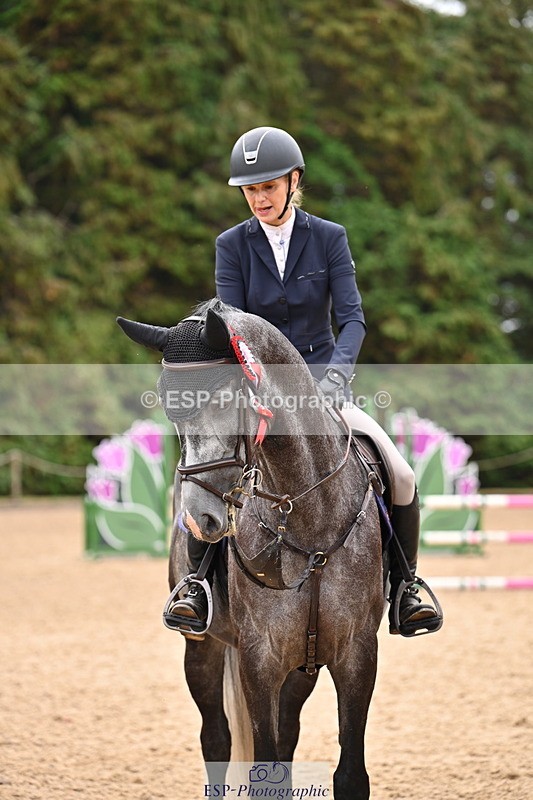 250817A-111101-04034 - Cls 16 Snr British Novice