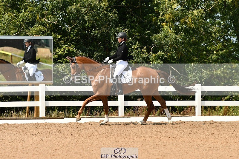 250817-124517-09695 - 088-Alice.De.SoerLauretta.S