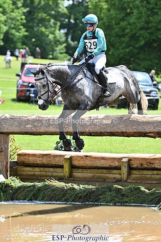 240526-121729-21921 - 529-SBH_BIG_WALL-Izzy_Taylor