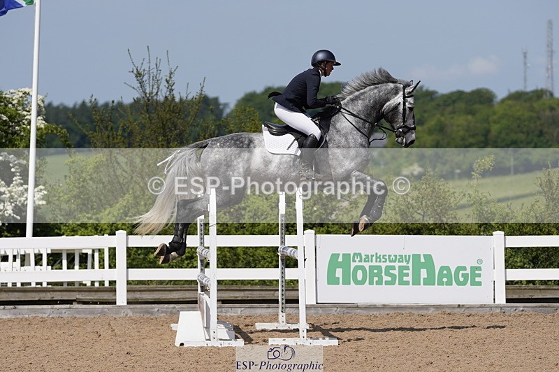 230528A-111800-06532 - Cls 31 Scope 1m Champ Quali & Open