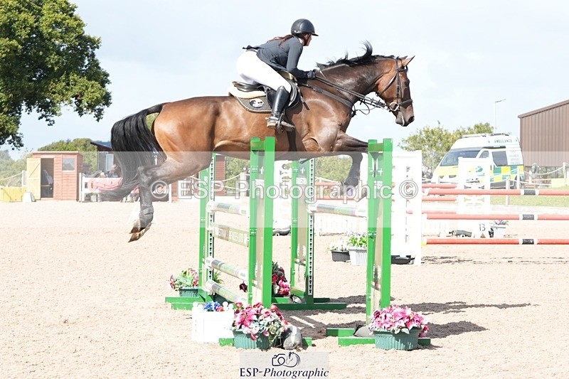 250913-121810-06860 - Cls 15 Snr Foxhunter
