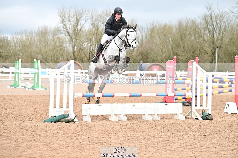 240224A-110949-03334 - Cls 11 Snr 1.05m and 1.10m Open