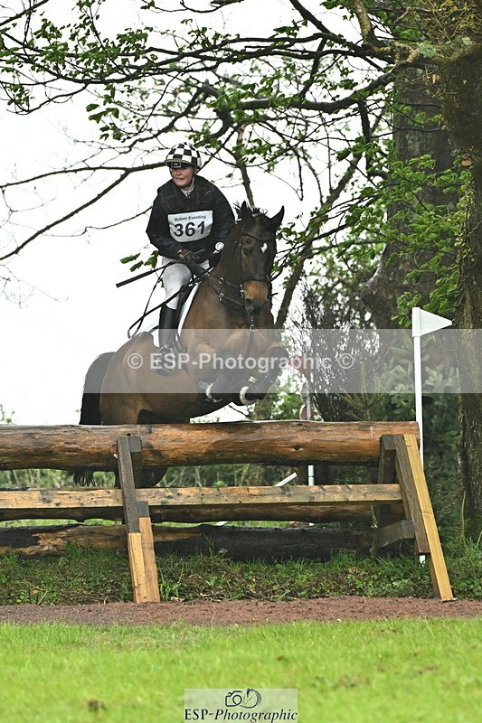 250418-163955-07325 - 361-Molly.Adams-QUINARA