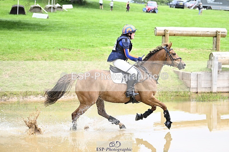 240803-133211-07219 - 157-Jennifer_Jaques-AURELIA_COOL