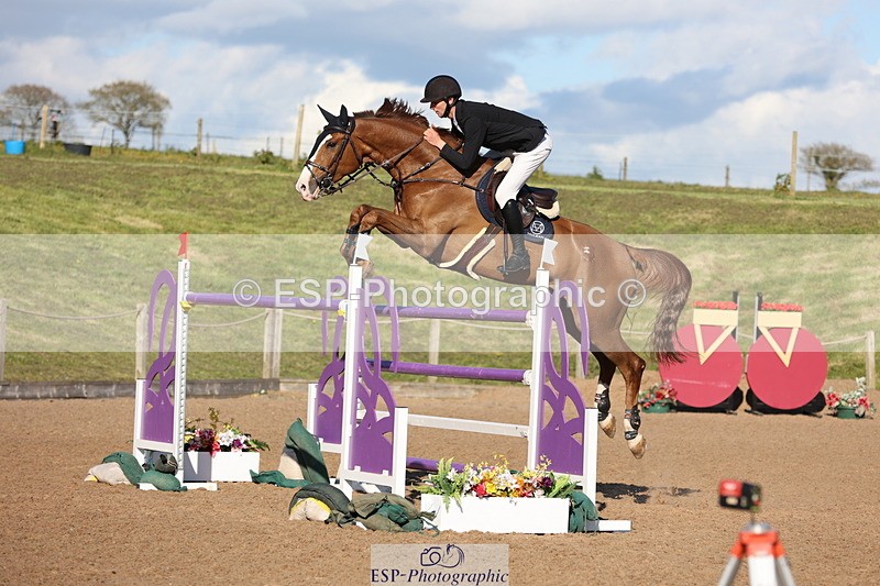 240419A-172126-09740 - Cls 10, 2 Star Big Tour 145cm  Break to End