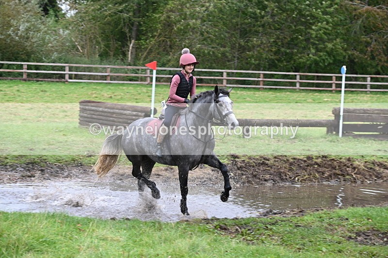 WJ6_6944 - Time at Photographer 13:06 to 13:23