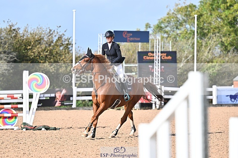 261014-130336-00551 - Cls  05 Snr Newcomers & 1.10m Open