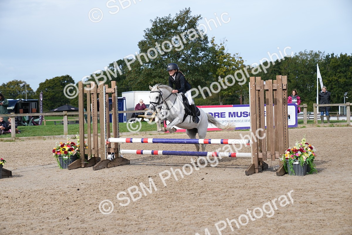 SBM_02566 - J55 - Clear Round 60cm