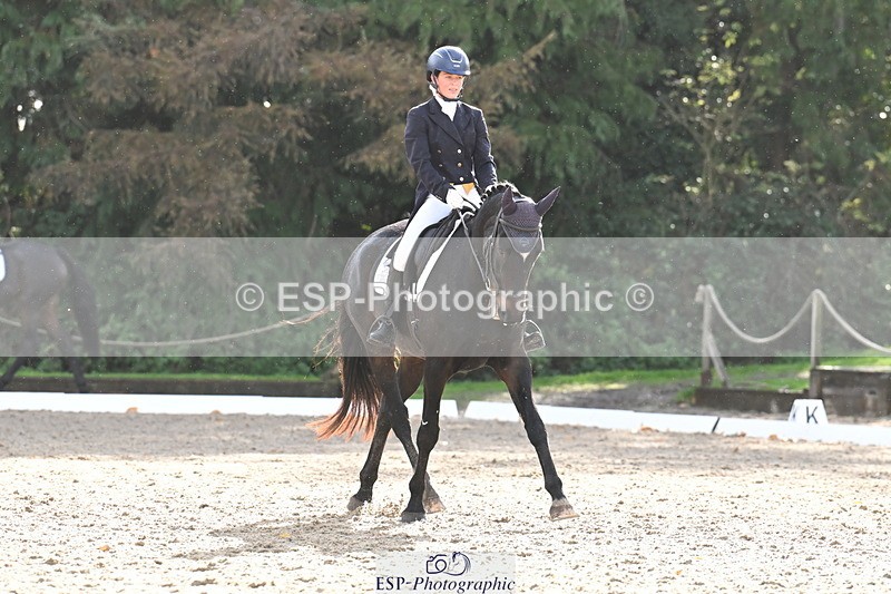 251023A-150830-05669 - B-162-Elle.Slack