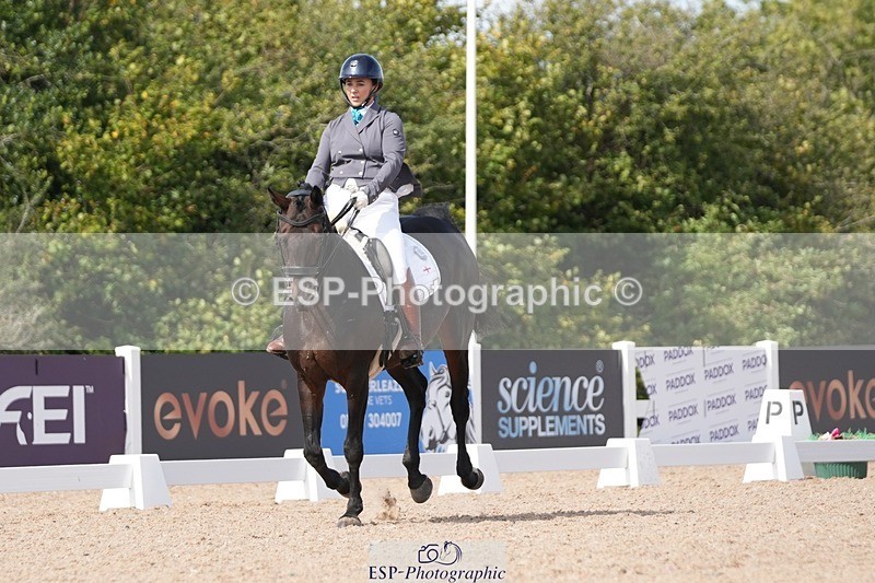 250906-140150-03450 - 102-Laura.MarshallCha.cha.herself