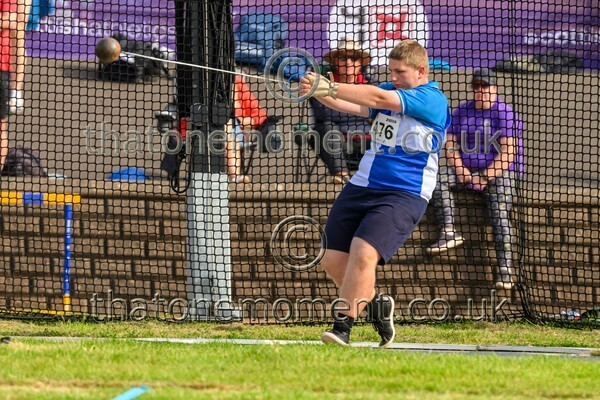 Sen25SUN-920099 - Field Male