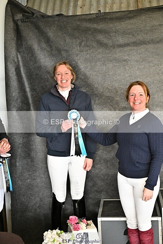 260214-130527-03864 - Cls 15 Medium Silver Presentations