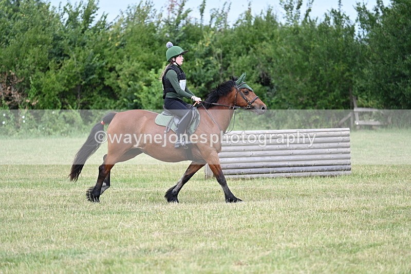 WJ7_5217 - 60cm XC Time 10:17 to 10:49