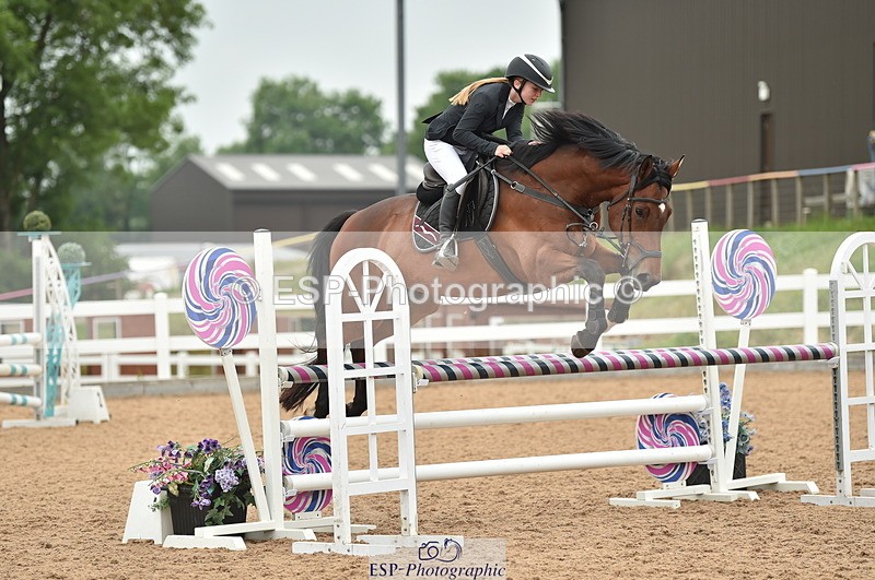 230611A-113150-04804 - Cls 33 95cm Amateur Qualifier