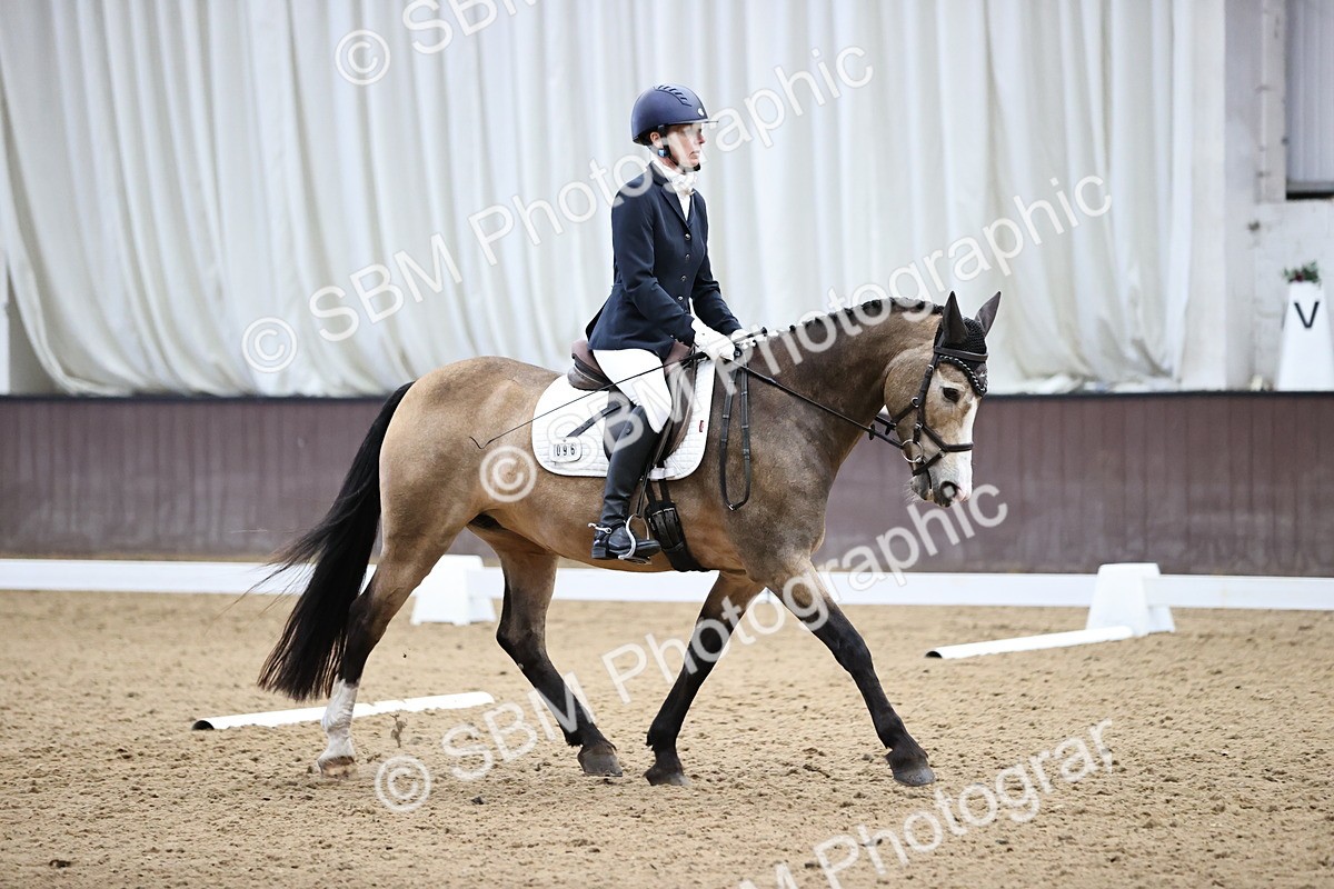 SBM_002250 - Class 6-9  - Novice 1-Elementary 1