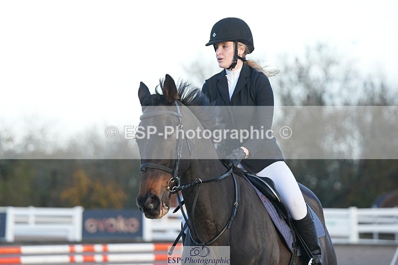 251108-081051-01737 - Cls 8 Clear Round